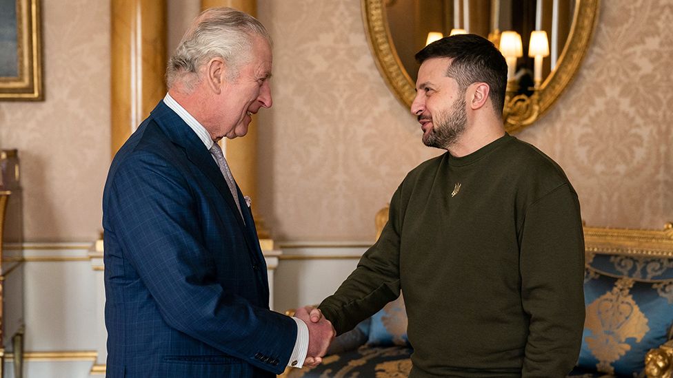 King Charles shaking hands with Ukrainian President Volodymyr Zelensky